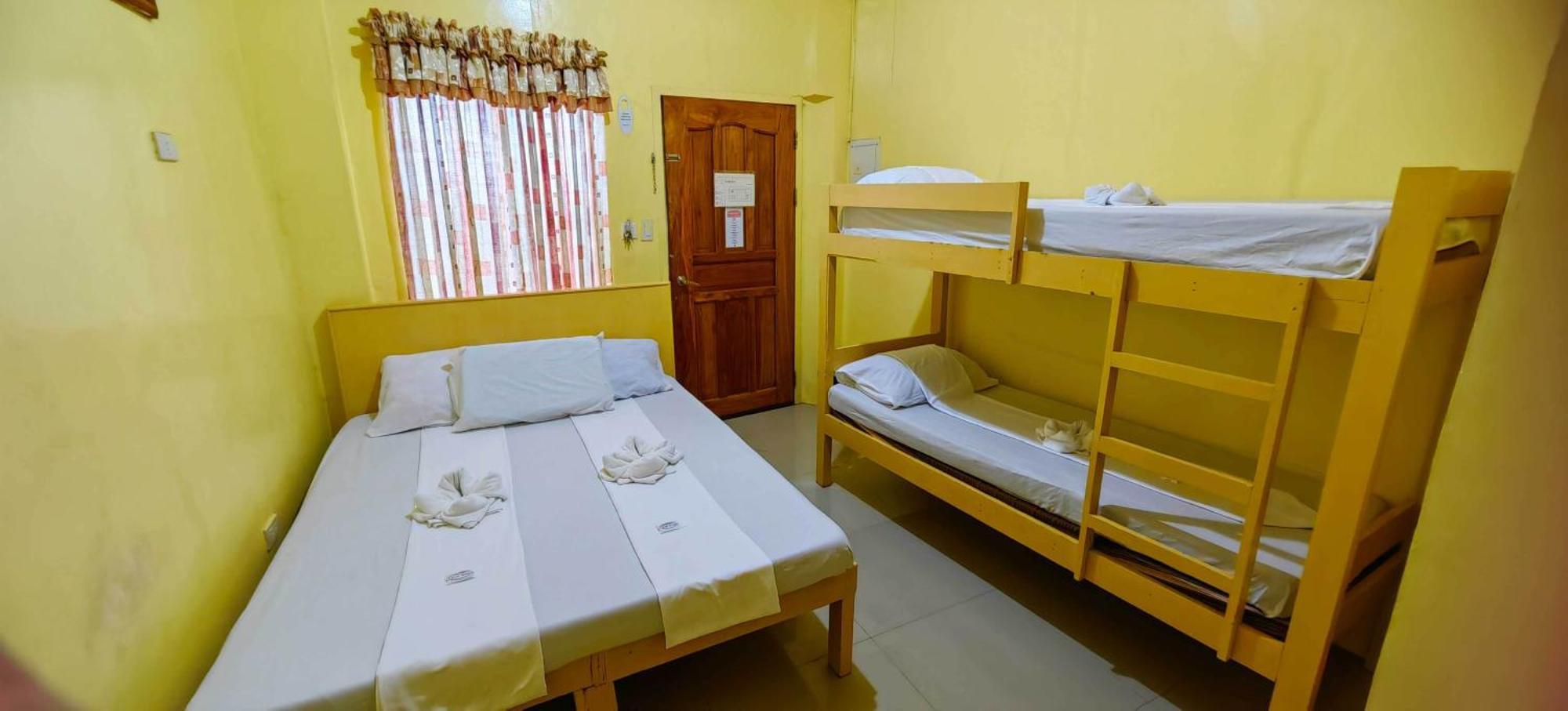Las Residencias Bed And Breakfast Puerto Princesa Εξωτερικό φωτογραφία
