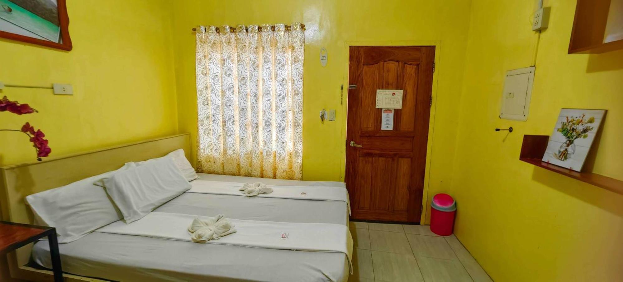 Las Residencias Bed And Breakfast Puerto Princesa Εξωτερικό φωτογραφία
