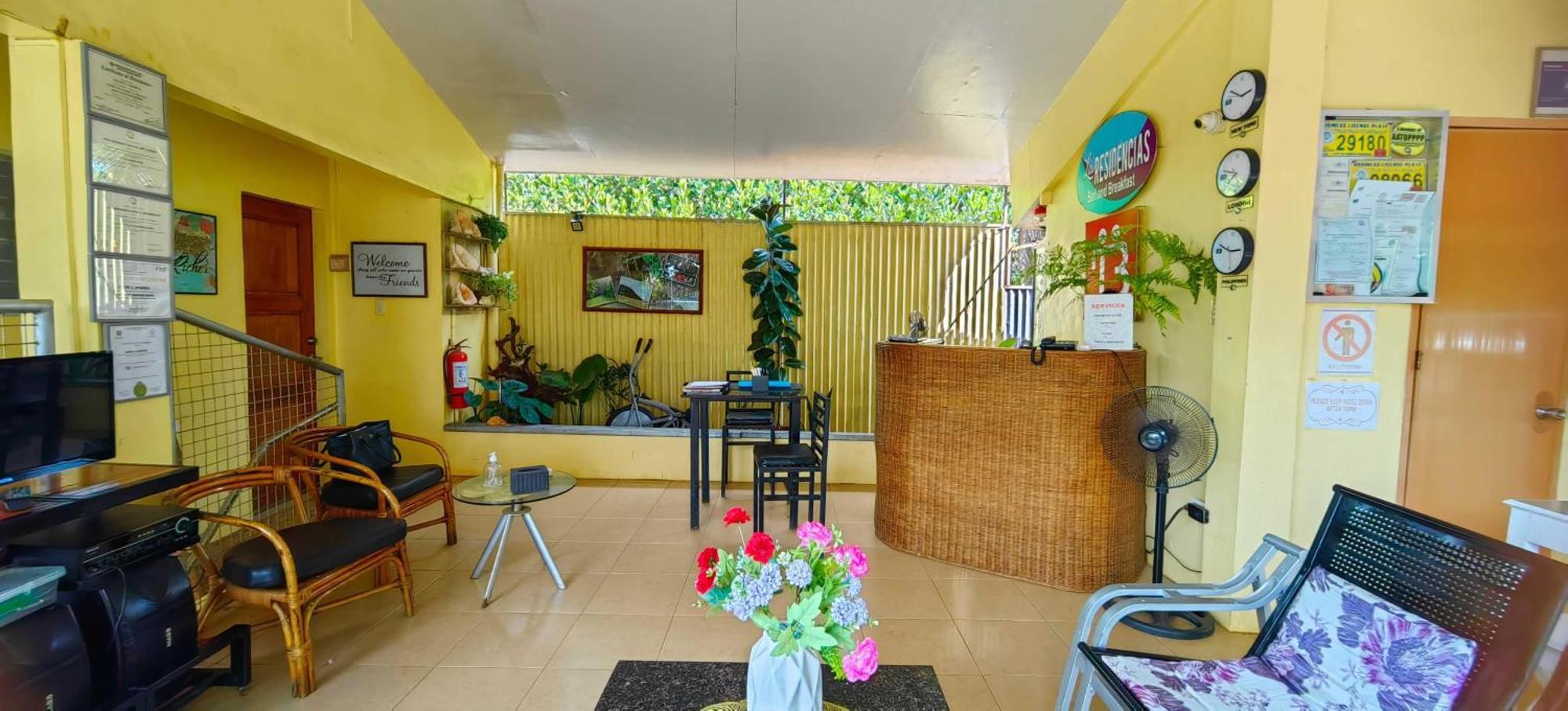 Las Residencias Bed And Breakfast Puerto Princesa Εξωτερικό φωτογραφία