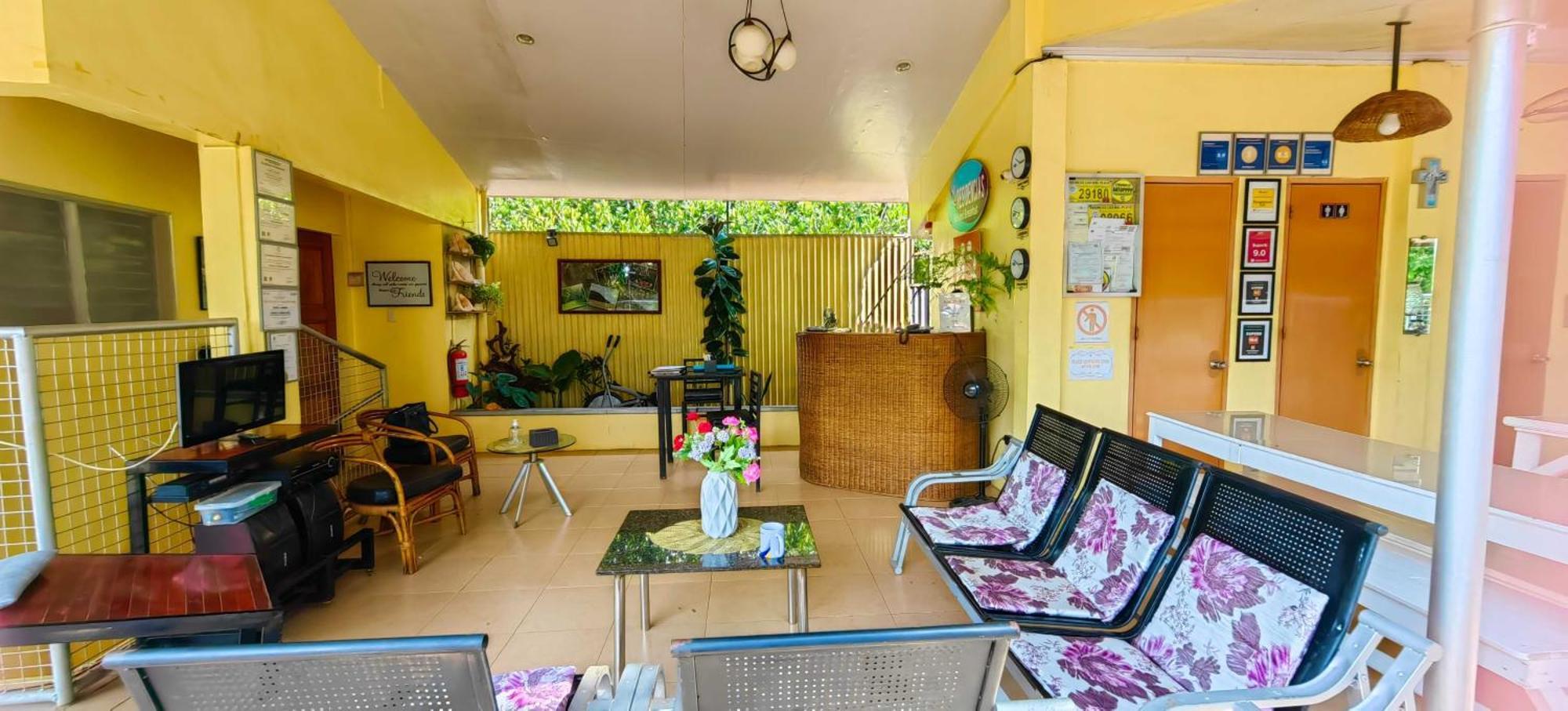 Las Residencias Bed And Breakfast Puerto Princesa Εξωτερικό φωτογραφία