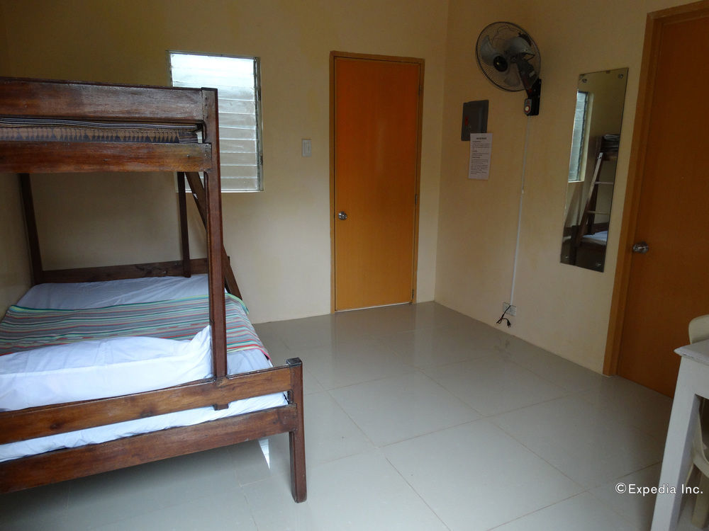 Las Residencias Bed And Breakfast Puerto Princesa Εξωτερικό φωτογραφία